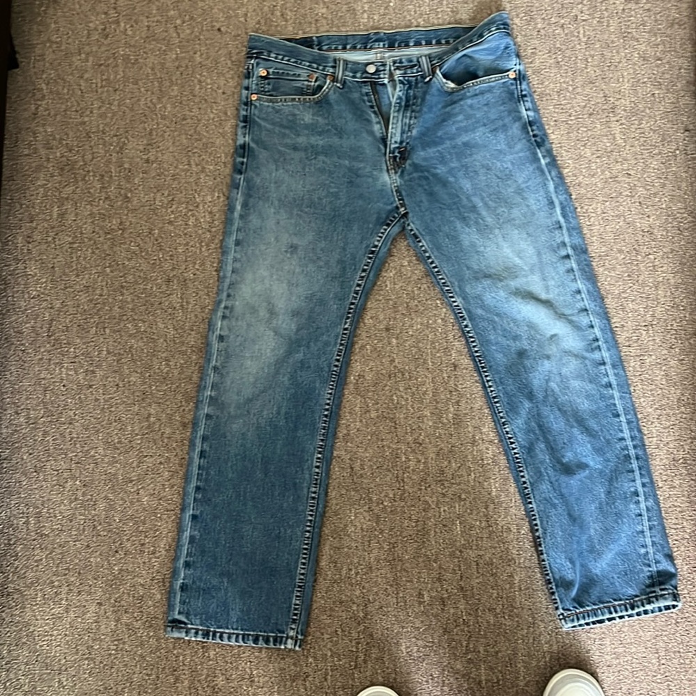 Levi jeans